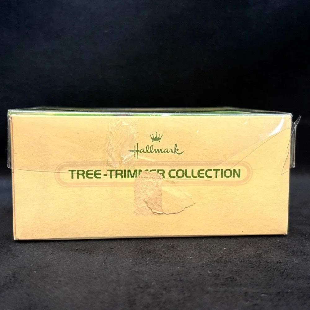 Hallmark Tree Trimmer Collection Skater‎ Snowman Ornament Christmas Vintage